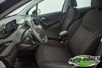 Peugeot 208 1.2 Automaat Airco Navi PureTech Active picture 23