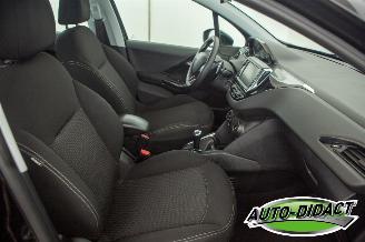Peugeot 208 1.2 Automaat Airco Navi PureTech Active picture 18