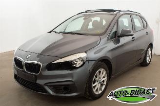 damaged passenger cars BMW 2-serie 216d Clima Navi Pano Active Tourer 2015/8