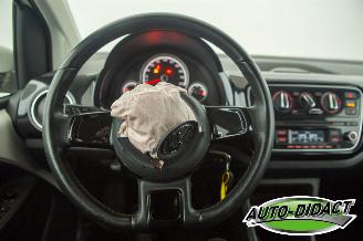 Volkswagen Up! 1.0 high up! Airco BlueMotion picture 5