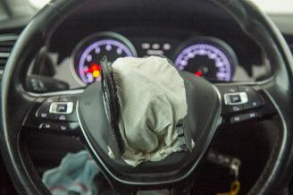 Volkswagen Golf 1.4 TSI Automaat Clima Navi Leder picture 28