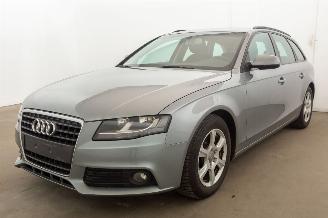 Schadeauto Audi A4 2.0 TDI Clima Navi 2010/5