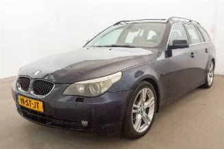 Schadeauto BMW 5-serie 523i Automaat Airco Elek Dak Executive 2006/5