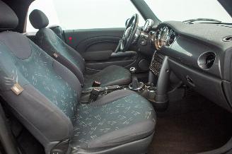 Mini One 1.6 Cabrio picture 22