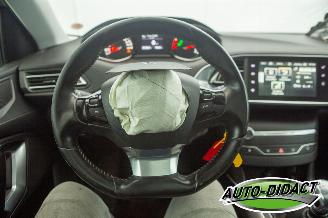 Peugeot 308 1.6 HDI Pano Clima Navi picture 5