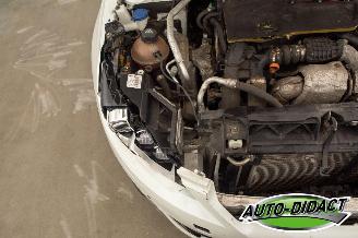 Peugeot 308 1.6 HDI Pano Clima Navi picture 38