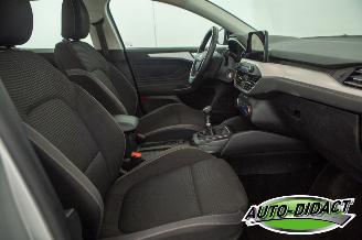 Ford Focus 1.0 EcoBoost Hybrid Clima Navi Camera Trend Edition Business picture 21