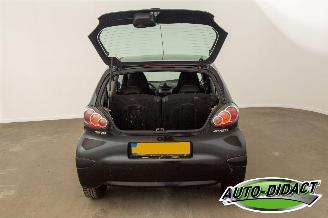 Toyota Aygo 1.0 12V Comfort Navigator picture 23