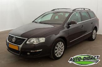 damaged passenger cars Volkswagen Passat 2.0 TDI 105KW Comfortline 2010/4