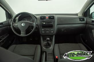 Volkswagen Golf 1.6 FSI  85KW Turijn Airco picture 17