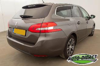 Peugeot 308 SW 1.2 PureTech Clima Navi Pano Style picture 4