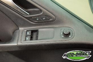 Volkswagen Golf 1.6 TDI BlueMotion Clima Navi picture 12