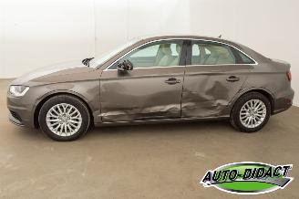 Audi A3 1.6 TDI Clima Navi Leder Ambiente picture 41