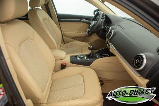 Audi A3 1.6 TDI Clima Navi Leder Ambiente picture 21