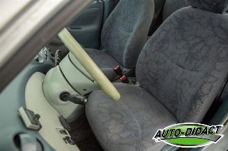 Toyota Yaris 1.3-16V Automaat Airco VVT-i Sol picture 23