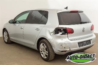 Volkswagen Golf 1.6 TDI Navi Clima picture 3