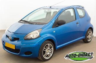 skadebil auto Toyota Aygo 1.0-12V Cool Airco 2011/1