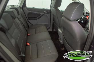 Ford Focus 1.6 Titanium picture 24