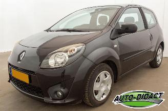 uszkodzony samochody osobowe Renault Twingo 1.2-16V Airco Dynamique 2010/5