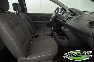 Renault Twingo 1.2-16V Airco Dynamique picture 15