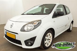 krockskadad bil auto Renault Twingo 1.2-16V Airco Dynamique 2010/6