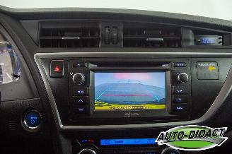 Toyota Auris Touring Sports 1.8 Hybrid Clima Navi Camera Pano Executive picture 8