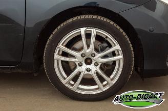 Toyota Auris Touring Sports 1.8 Hybrid Clima Navi Camera Pano Executive picture 36