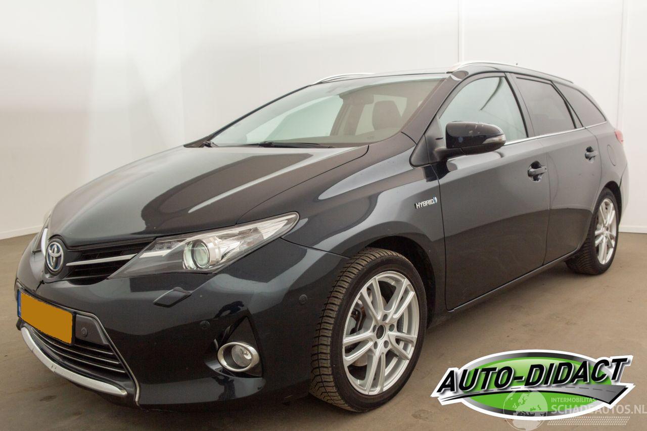 Toyota Auris Touring Sports 1.8 Hybrid Clima Navi Camera Pano Executive