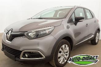 uszkodzony samochody osobowe Renault Captur 0.9 TCe Airco Zen 2017/2