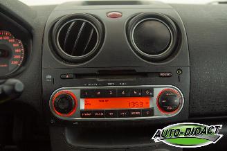 Mitsubishi Colt 1.3 Airco Edition Two picture 7