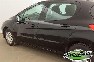 Peugeot 308 1.6 VTi Clima Access picture 32