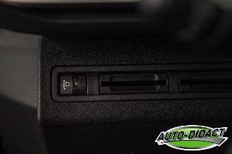 Peugeot 3008 1.2 PureTech Automaat 81.562 km NAP Digi Dash Clima Blue Lease Executive picture 15