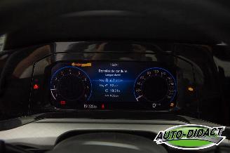 Volkswagen Golf 1.5 TSI Digi Dash Clima picture 6