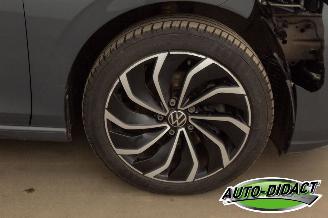 Volkswagen Golf 1.5 TSI Digi Dash Clima picture 38