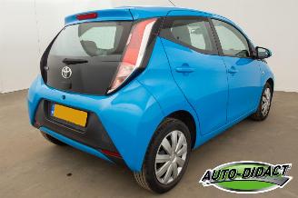 Toyota Aygo 1.0 VVT-i x-pose picture 4
