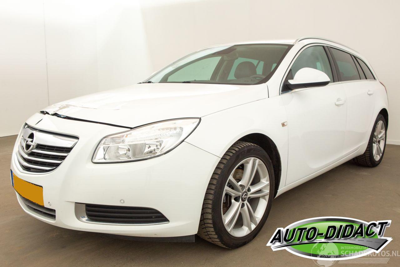Opel Insignia 1.6 T  132 KW Edition Navi Clima Leder