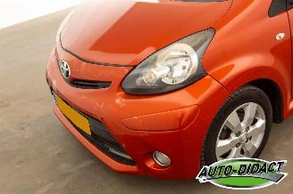 Toyota Aygo 1.0 VVT-i Airco 117.759 km NAP Dynamic Orange picture 28