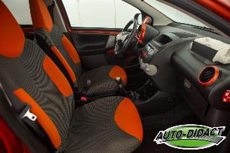 Toyota Aygo 1.0 VVT-i Airco 117.759 km NAP Dynamic Orange picture 15