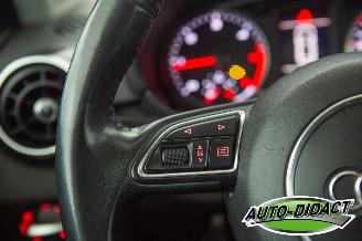 Audi A1 1.6 TDI Airco Pano Ambition picture 14