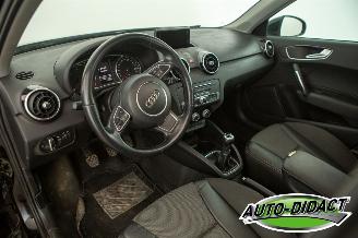 Audi A1 1.6 TDI Airco Pano Ambition picture 24