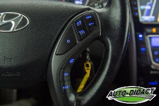 Hyundai I-30 1.6 GDI Clima Navi Camera i-Magine picture 15