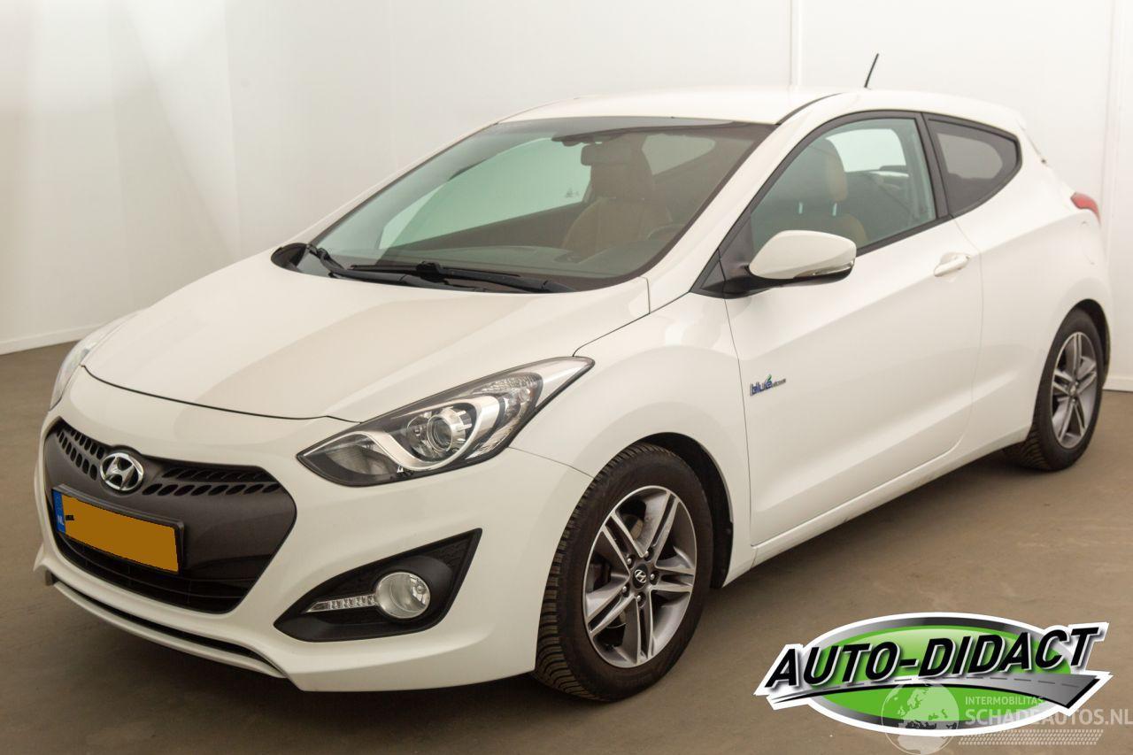 Hyundai I-30 1.6 GDI Clima Navi Camera i-Magine