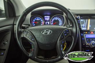 Hyundai I-30 1.6 GDI Clima Navi Camera i-Magine picture 5