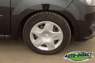 Renault Twingo 1.5 dCi Dynamique Airco picture 28