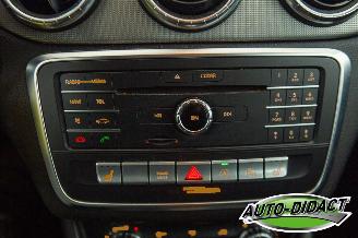 Mercedes Cla-klasse 200d Shooting Brake Automaat Navi Airco Lease Edition Plus picture 8