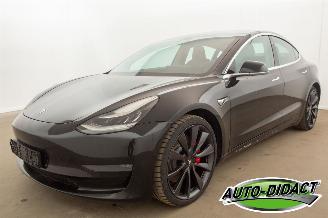 Schadeauto Tesla Model 3 Performance 79% Dual AWD Pano 2020/9