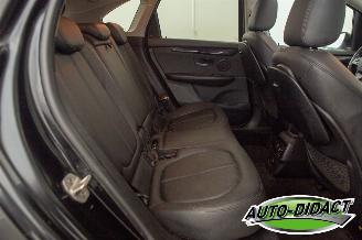 BMW 2-serie 216d Active Tourer Leder Pano Navi Clima picture 26