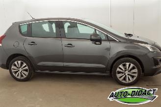 Peugeot 3008 1.2 PureTech Clima Navi Camera Style picture 37