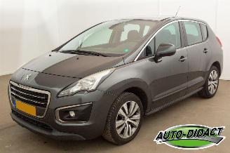 Schadeauto Peugeot 3008 1.2 PureTech Clima Navi Camera Style 2016/3