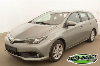 Schadeauto Toyota Auris Touring Sports 1.2 Clima Navi Camera 85kw Comfort 2018/7